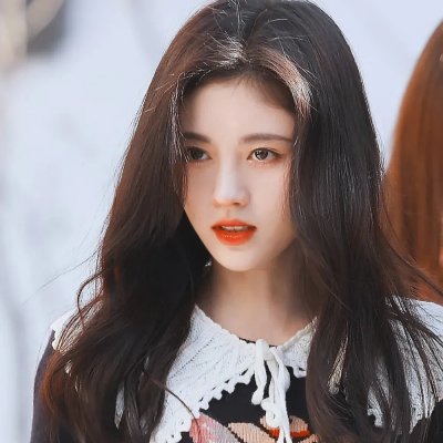 陪她一会儿